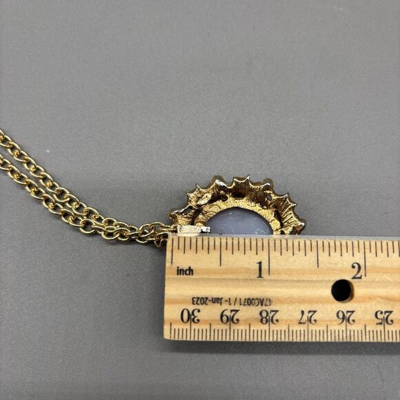 Vintage Blue Chalcedony Agate Cabochon Pendant Necklace Gold Tone Ornate 28" - Picture 8 of 9